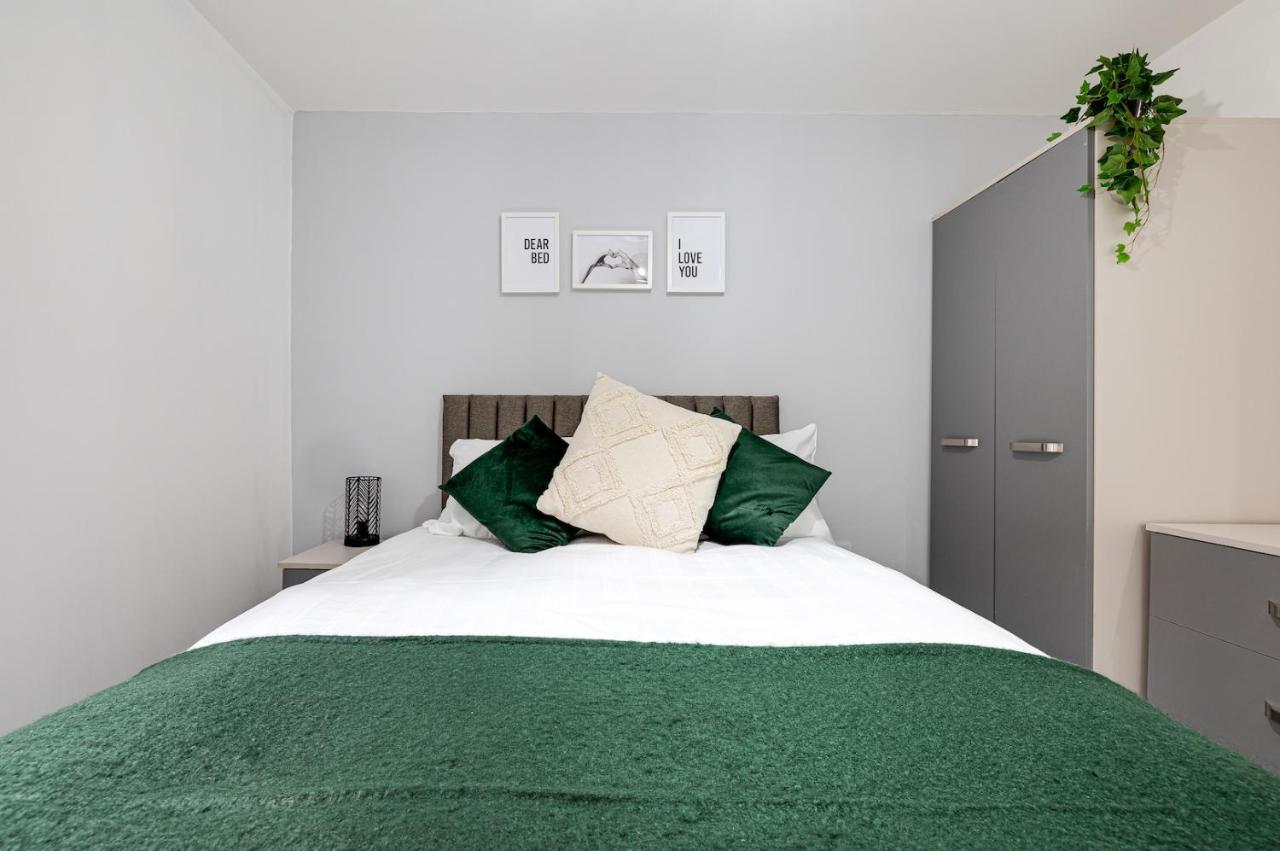 Cosy Modern Apt In Heart Of Stockport - Sleeps 4 Apartamento Exterior foto