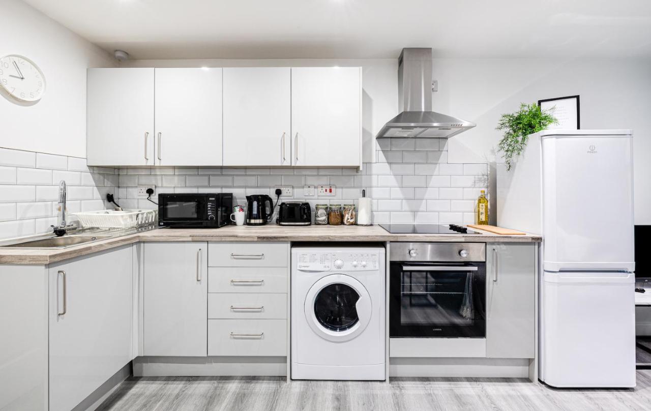 Cosy Modern Apt In Heart Of Stockport - Sleeps 4 Apartamento Exterior foto